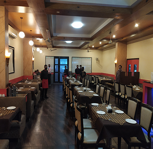 hotel shipra restaurant
